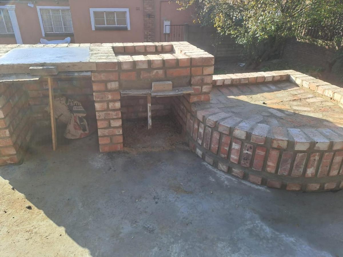 Guest house Ingwenya