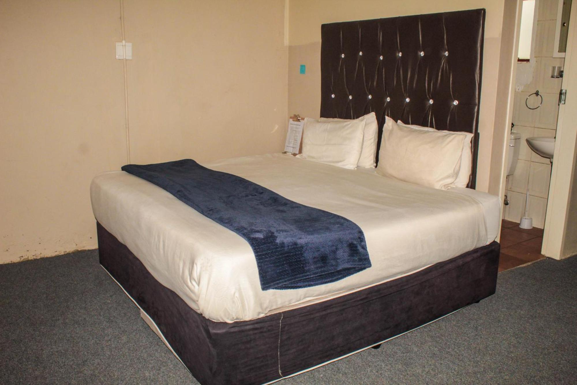 Guest house Ingwenya
